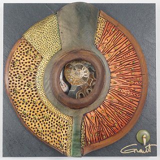 20032